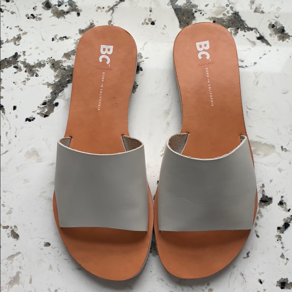 Sandals - Picture 2 of 3